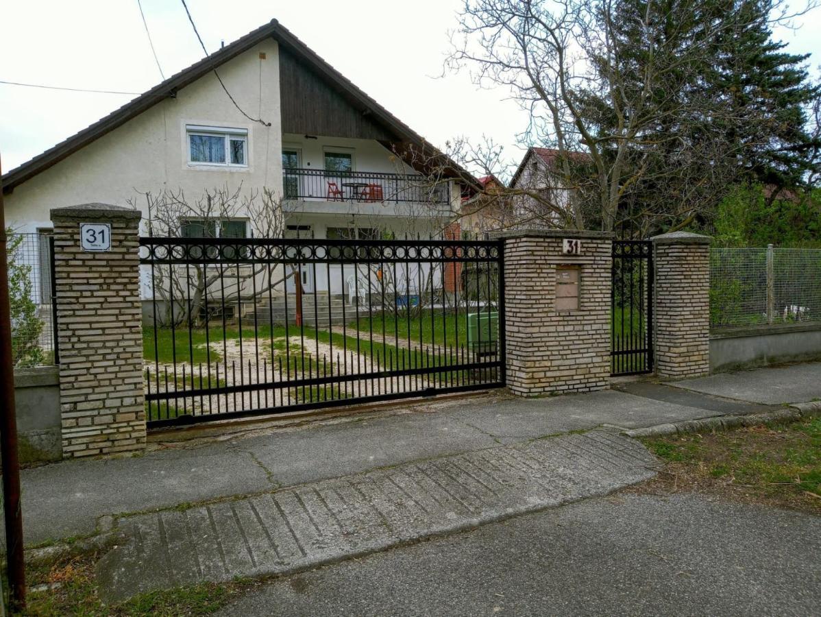 Felho Apartman Balatonfured Bagian luar foto